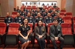 ผู้ช่วยศาสตราจารย์ ดร.สกุลรัตน์ วรธำรง รองคณบดีฝ่ายการสื่อสารองค์กรและความเป็นนานาชาติพร้อมทั้งคณะ ต้อนรับ คณะครูและนักเรียนจากโรงเรียน โรงเรียนนายเรืออากาศนวมินทกษัตริยธิราช