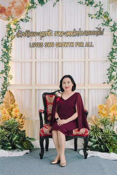 🤍 วันเกษียณอายุราชการ พ.ศ.2568 ขอแสงความขอบคุณต่อผู้บริหารและบุคลากรสำนักงานคณบดีคณะมนุษยศาสตร์