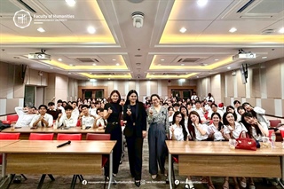 6 พฤศจิกายน 2568 หลักสูตรศิลปศาสตรบัณฑิต สาขาวิชาภาษาอังกฤษ ได้จัดโครงการเสริมภาพลักษณ์สู่วัยทำงานรุ่นใหม่ ให้แก่นิสิตชั้นปีที่ 4