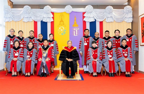 19 มกราคม 2569 📸 ภาพบรรยากาศการรายงานตัว และการเดินขบวนบัณฑิตเข้าสู่พิธีพระราชทานปริญญาบัตร ประจำปีการศึกษา 2567 ณ มหาวิทยาลัยศรีนครินทรวิโรฒ องครักษ์