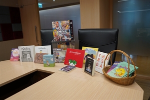 คณะมนุษยศาสตร์ มศว ต้อนรับคณาจารย์และนักเรียนจากโรงเรียนสาธิตมหาวิทยาลัยศรีนครินทรวิโรฒ ประสานมิตร (ฝ่ายมัธยม)