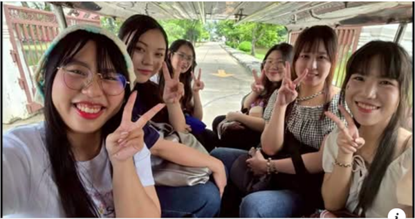 นิสิตสาขาวิชาภาษาญี่ปุ่นชั้นปีที่ 3, 4, 5 ได้จัดกิจกรรมทัศนศึกษาอุทยานประวัติศาสตร์ และสถานที่สำคัญต่างๆ ในจังหวัดพระนครศรีอยุธยา