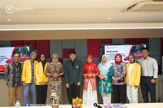 คณะมนุษยศาสตร์ร่วมต้อนรับผู้แทนจาก Menara Bahasa, Indonesia และนิสิตฝึกสอนชาวอินโดนีเซีย จำนวน 3 คน จาก Universitas Negeri Semarang เนื่องในโอกาสประชุมหารือความร่วมมือทางวิชาการ
